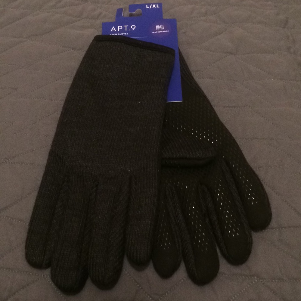 Charcoal and black glove with silicone grip